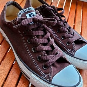 Converse All Star low top women's brown size 8.5